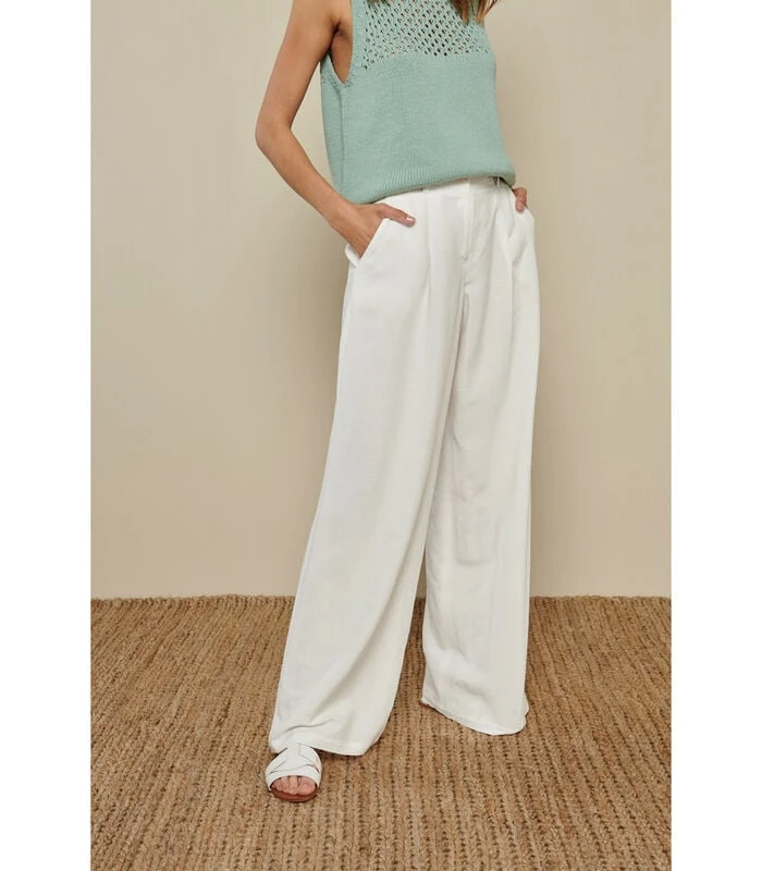 Wijde Broek In Een Witte Linnenmix 1 Wijde Broek In Een Witte Linnenmix
