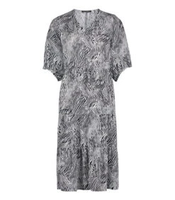 Betty Barclay Midi-jurk Met Motief 7 Betty Barclay Midi-jurk Met Motief -Dames Outfits Winkel 0c6976a2be454efa9d7eca143e3b5c05