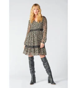 LE TEMPS DES CERISES Jurk Recht REVE