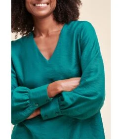 Top Voldoende Nek V -Dames Outfits Winkel 4041abc85e3e4defbb057aee45ec9f5f