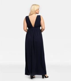 Elegante Lange Jurk Voor Een Huwelijksfeest Met Een Spectaculaire Halslijn En PARMA-split 6 Elegante Lange Jurk Voor Een Huwelijksfeest Met Een Spectaculaire Halslijn En PARMA-split -Dames Outfits Winkel 58bac058ae4e4119a3c686ca67468853