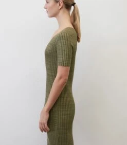 Geribde, Fijngebreide Jurk Shaped -Dames Outfits Winkel 5e31e2c56ed24eab8c309bac993b0c55