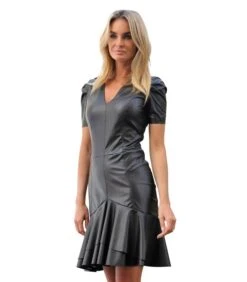 JULISSA Jurk Van Kunstleer Met Korte Mouwen En Ruches