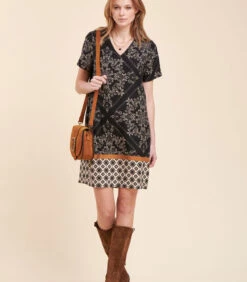 Korte Jurk In Print Met Basis 7 Korte Jurk In Print Met Basis -Dames Outfits Winkel 7778a287303c4e1592e4e19d4d76f105