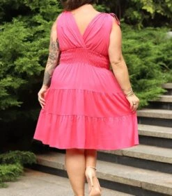 JOELA Wijd Uitlopende Jurk Met Ruches 6 JOELA Wijd Uitlopende Jurk Met Ruches -Dames Outfits Winkel 86def2b7c4d5499aaa75fbe5cc7e748e