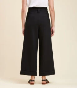 7/8e Broek Met Wijde Pijpen -Dames Outfits Winkel 8e594cb06e894cf294527a0fb34017fa