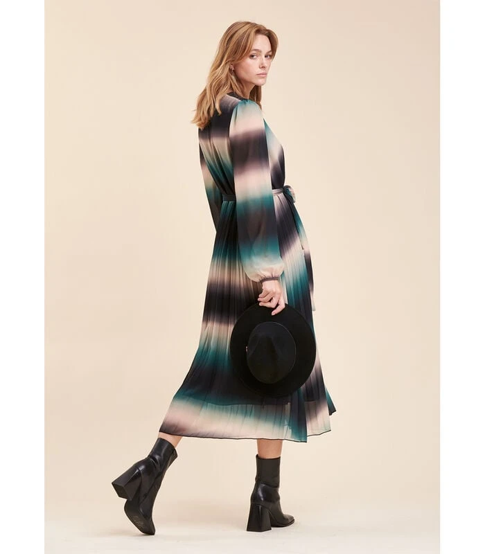 Lange Geplooide Jurk In Tie & Dye Bedrukte Polyester Sluier 3 Lange Geplooide Jurk In Tie & Dye Bedrukte Polyester Sluier - Afbeelding 3
