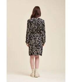 Korte Kleder Met Twee -kleur -afdrukknop -Dames Outfits Winkel bcf7a8c5a9f346daae3bbf31cfeb7194