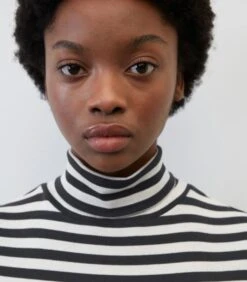 Gestreepte Longsleeve Met Col -Dames Outfits Winkel c7d5c6b06fa747f18f0e31d034f8c375