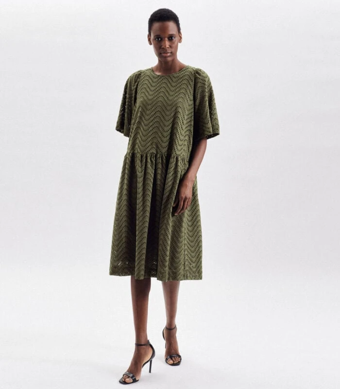 Seidensticker Jurk Gat Borduurwerk Korte Mouwen Ronde Hals 1 Seidensticker Jurk Gat Borduurwerk Korte Mouwen Ronde Hals