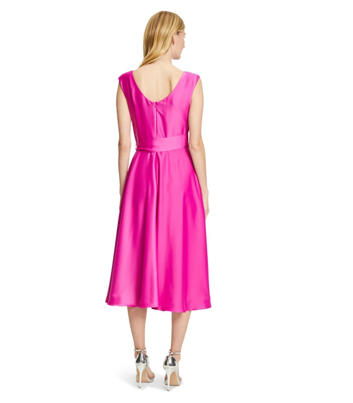 Vera Mont Cocktailjurk Met Bindceintuur 2 Vera Mont Cocktailjurk Met Bindceintuur - Afbeelding 2