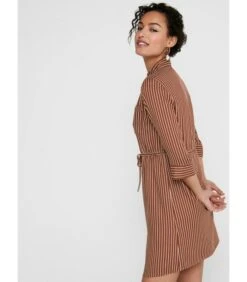 ONLY Dameshemdjurk Tamari Manches 3/4 9 ONLY Dameshemdjurk Tamari Manches 3/4 -Dames Outfits Winkel f0d8e1939bd94f7e872b1d3ab01e87c2