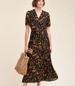 Lange Jurk Met Groenteprint -Dames Outfits Winkel f918f0b0bd804a04989246822103f1e0