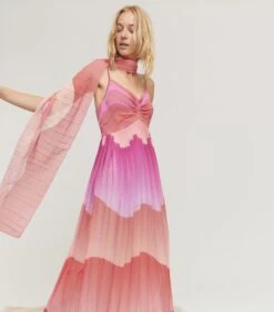 REIMS Geplooide Jurk En Foulard -Dames Outfits Winkel fc95e1f0f17947a8b0ba47b1e278e82e