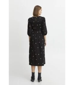 B.young Geborduurde Damesjurk Hanla -Dames Outfits Winkel fcb56fbcca9c4a5b8caee20bdab5d7d9